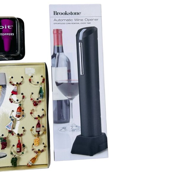 Wine Lover’s Gift Set Stopper Opener Brookstone - Picture 4 of 8